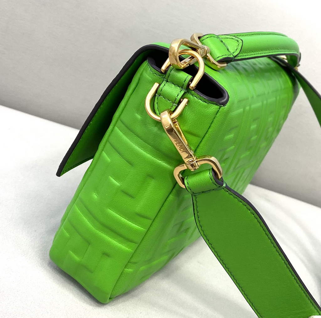 Fendi 8BR771 Baguette Large Green leather bag - Default Title - View 3