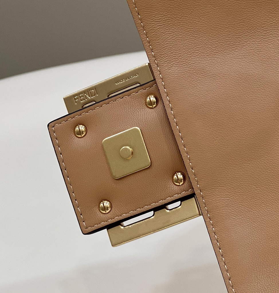 Fendi 8BR771 Baguette Large Dark Beige leather bag - Default Title - View 8