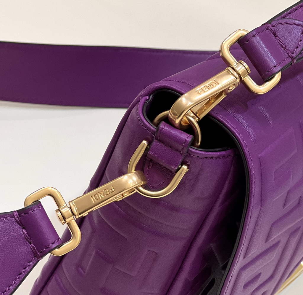 Fendi 8BR771 Baguette Large Purple leather bag - Default Title - View 7