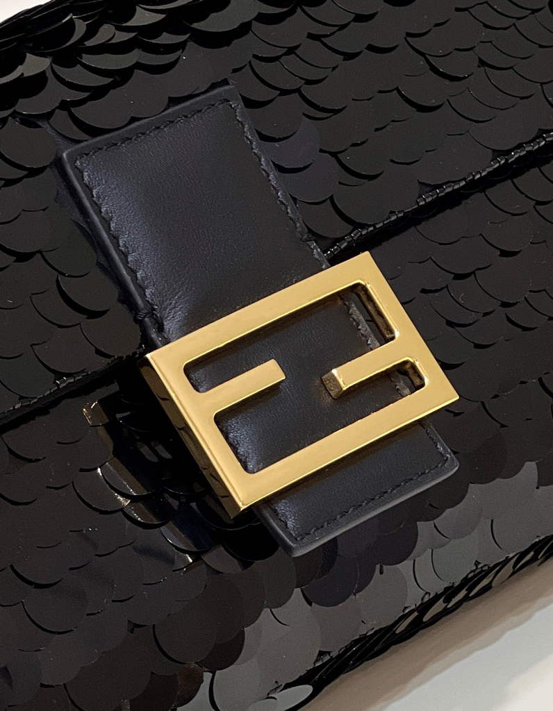 Fendi 8BR792 Baguette 1997 Black leather and sequinned bag - Default Title - View 6