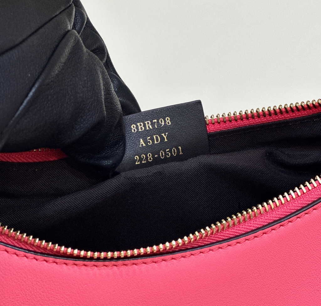 Fendi 8BR798 Fendigraphy Small Pink leather bag - Default Title - View 7