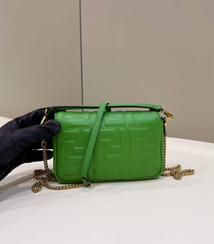 Fendi 8BS017 Baguette Mini Green leather bag - Default Title - View 2