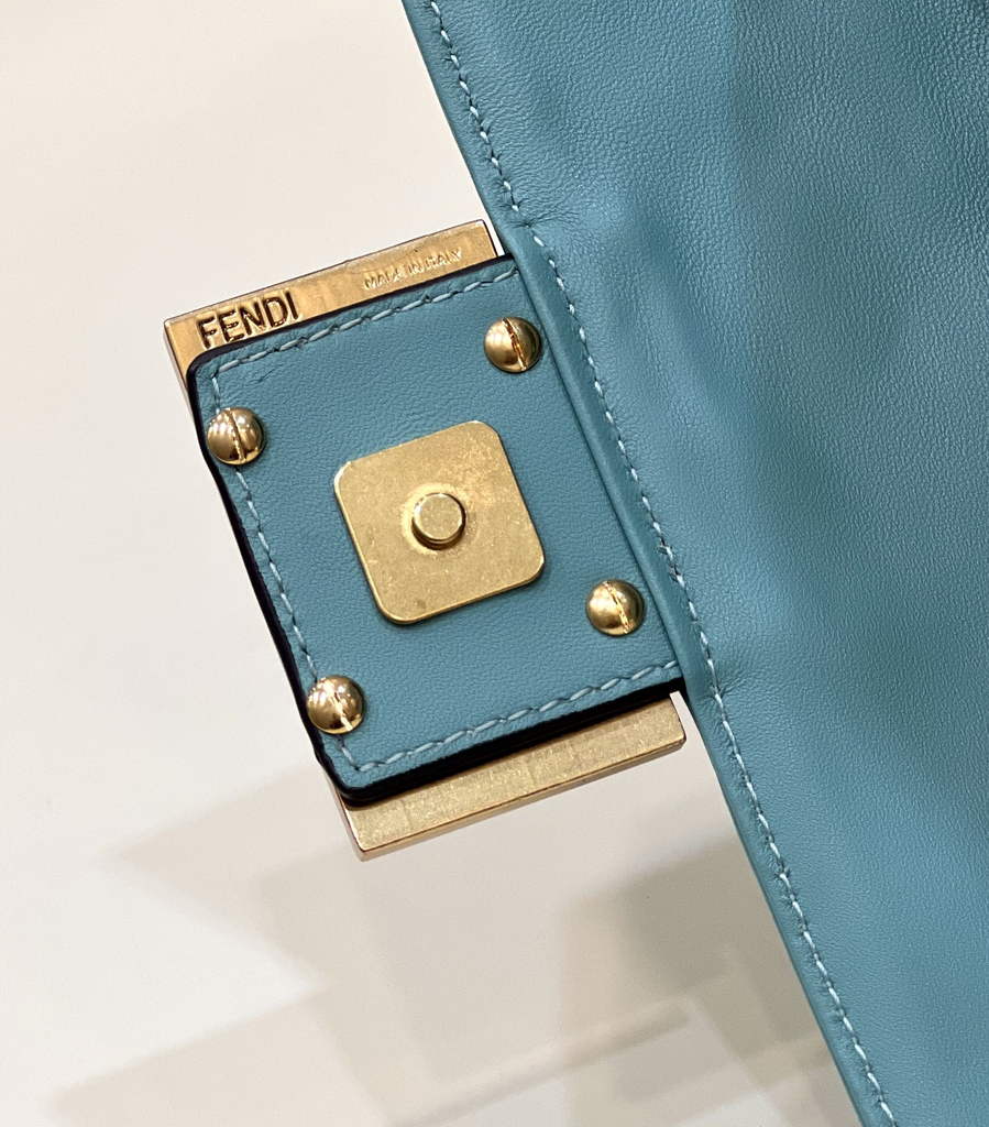 Fendi 8BS017 Baguette Mini Blue leather bag - Default Title - View 5