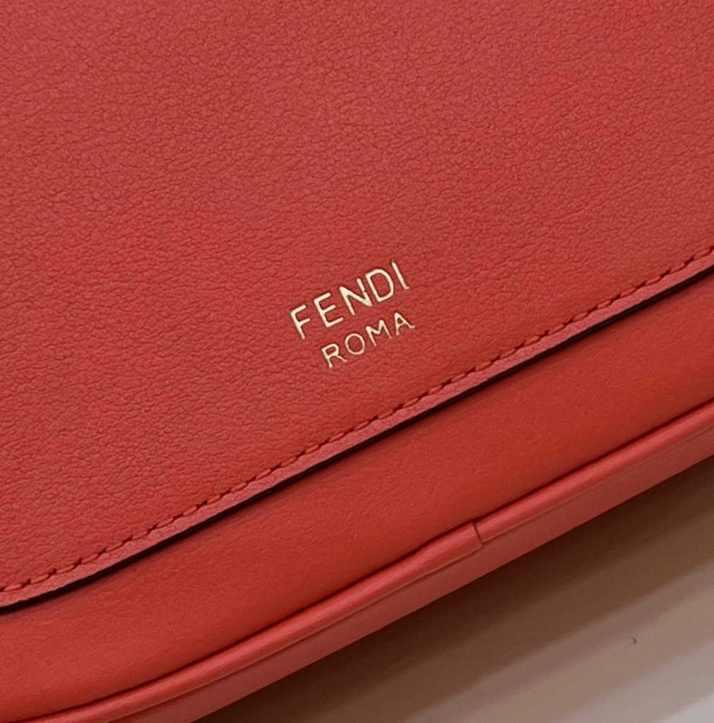 Fendi 8BS058 O’Lock Mini Camera Case Fuchsia leather mini bag - Default Title - View 6