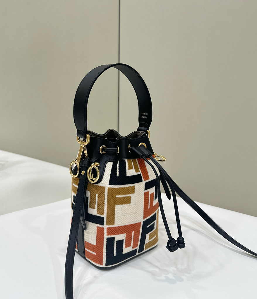 Fendi Bucket Bag Mon Tresor 8BS010 Black FF - Default Title - View 2
