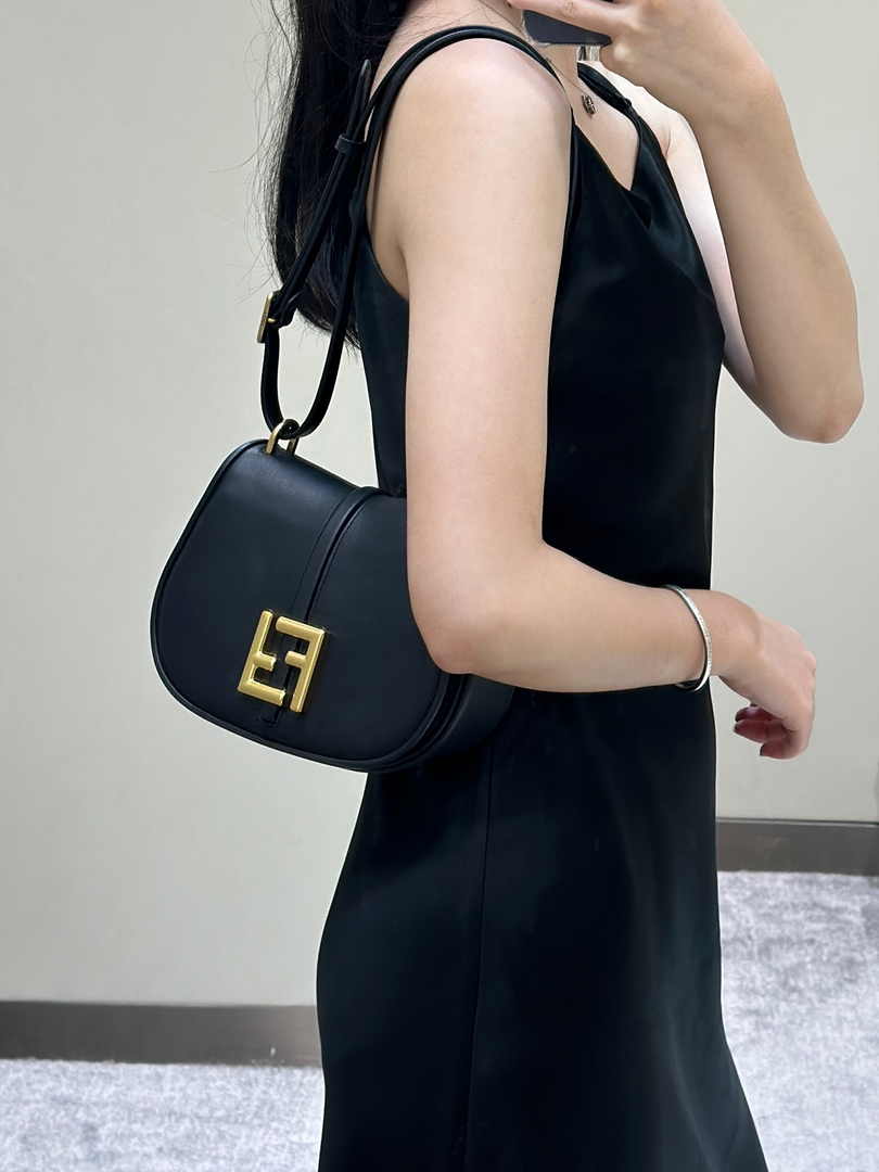 Fendi C’mon Mini 8BS082 Shoulder black leather bag - Default Title - View 1