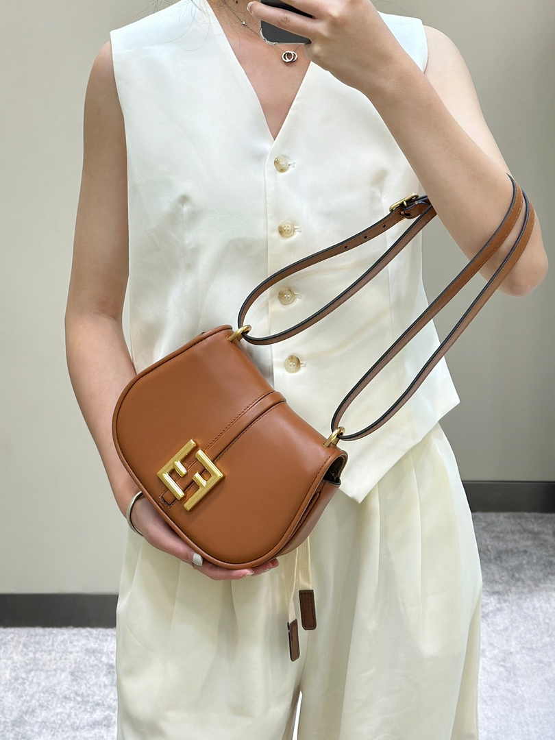 Fendi C’mon Mini 8BS082 Shoulder Brown leather bag - Default Title - View 1