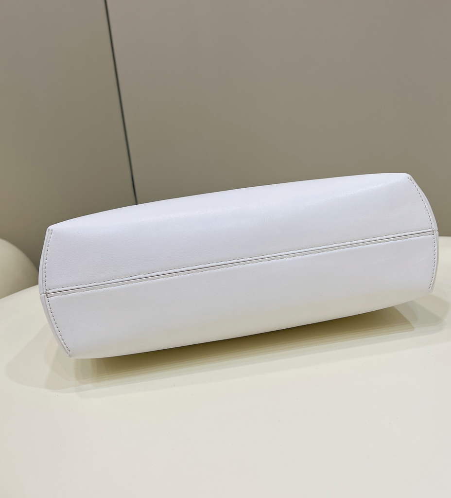 Fendi First Medium 8BP127 White leather bag - Default Title - View 3