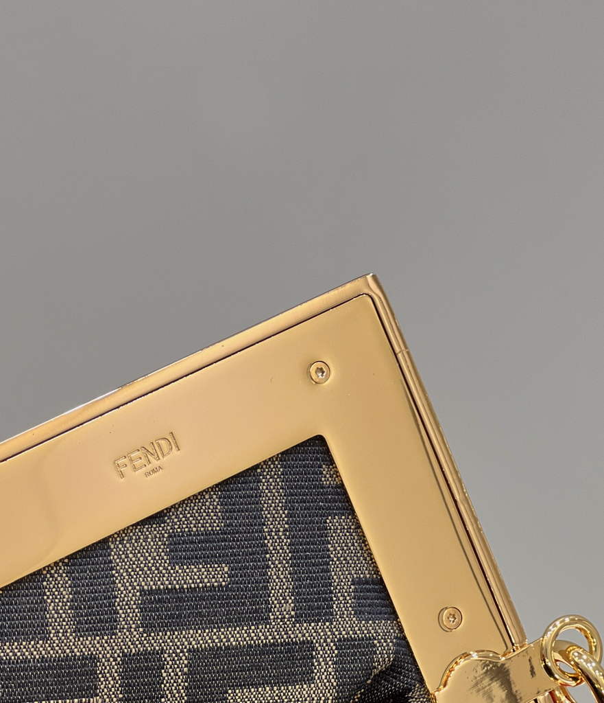 Fendi First Medium 8BP127 Red leather bag - Default Title - View 5