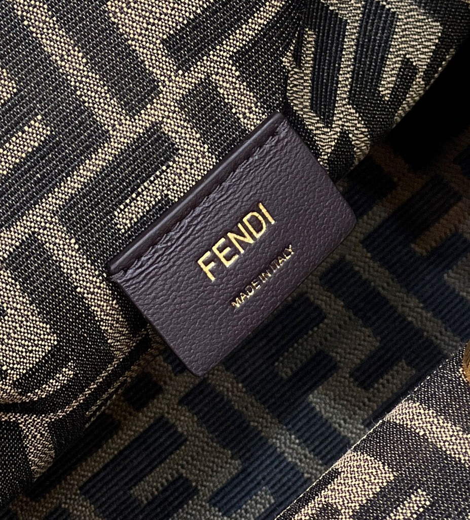 Fendi First Medium 8BP127 Black sheepskin bag - Default Title - View 6