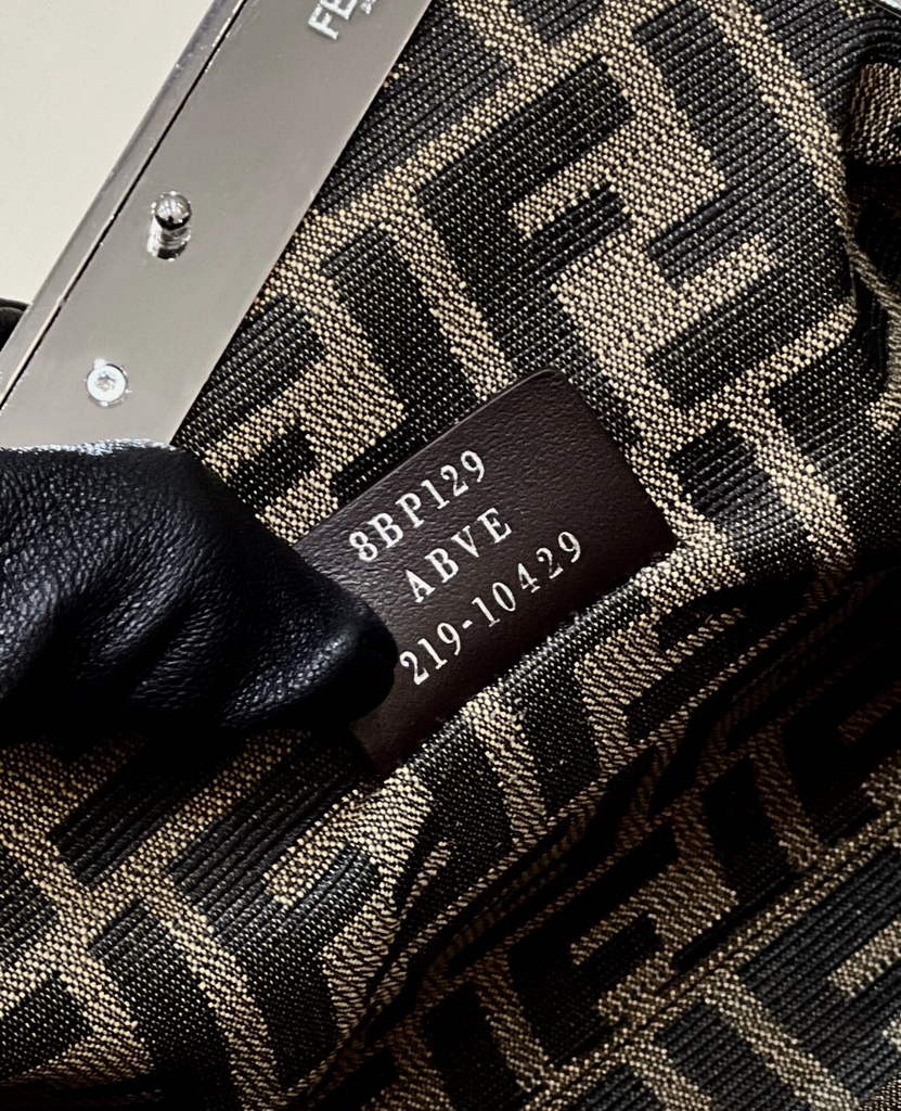 Fendi First Small 8BP129 Purple leather bag - Default Title - View 8