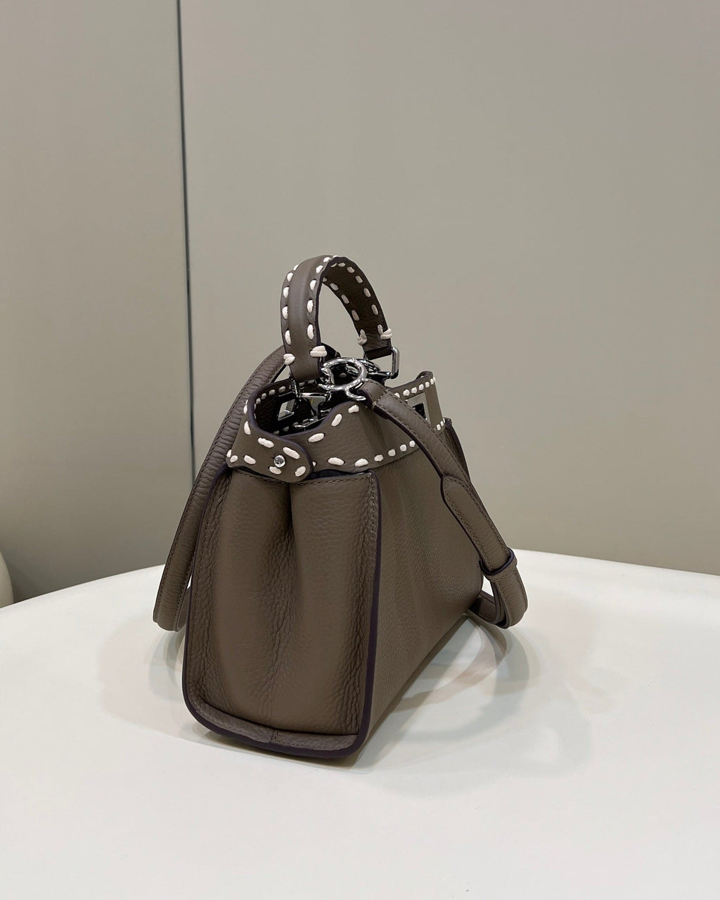 Fendi Peekaboo Mini Selleria Bag 8BN244 Gray - 18 cm × 11 cm × 23 cm / Gray - View 2