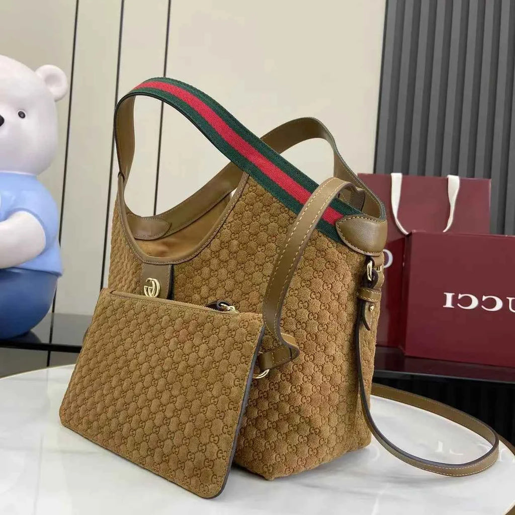 Gucci Giglio small tote bag ‎860845 Brown GG suede