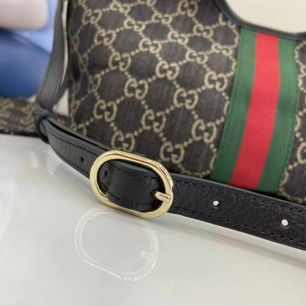 Gucci Giglio small tote bag ‎860845 Green and red Web GG canvas