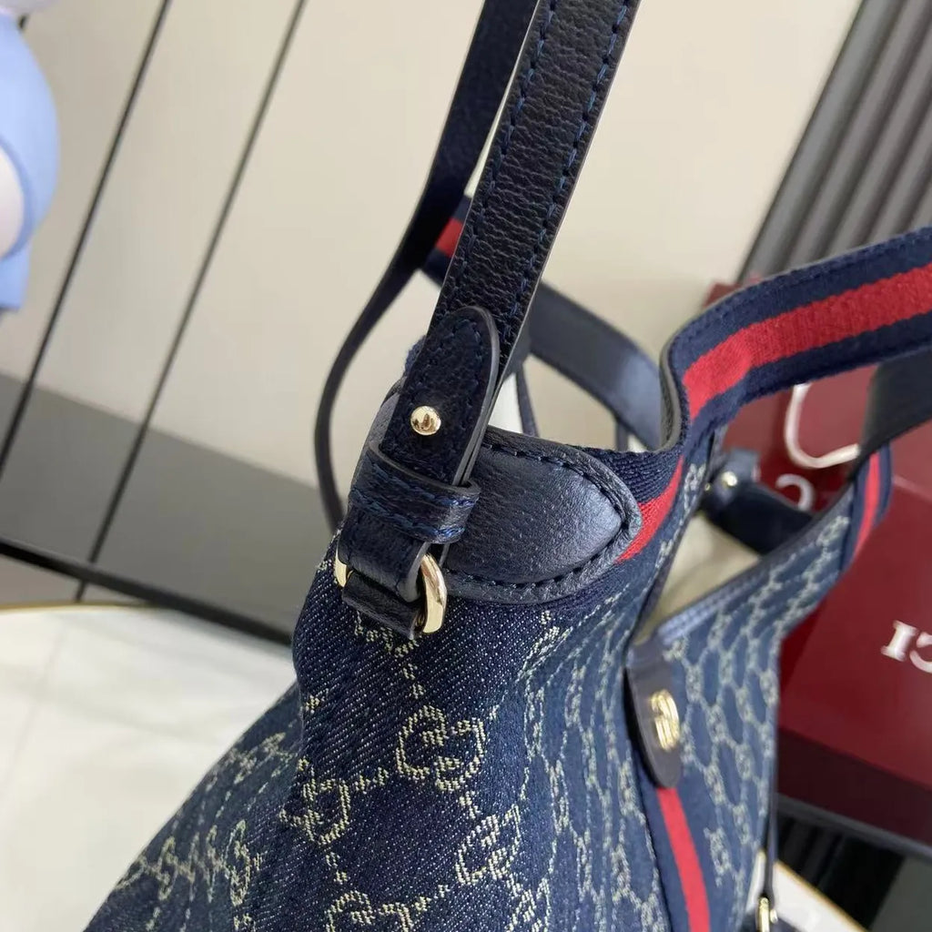 Gucci Giglio small tote bag ‎860845 Blue and white GG denim