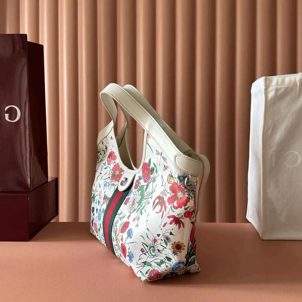 Gucci Giglio Flora small tote bag ‎860845 White leather