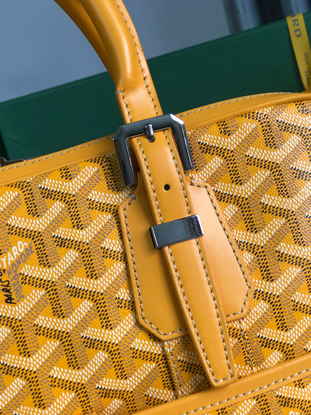 Goyard Ambassade MM Document Case GY0202889 Yellow