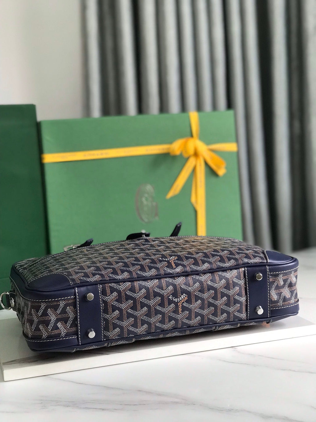 Goyard Ambassade MM Document Case GY0202889 Navy Blue
