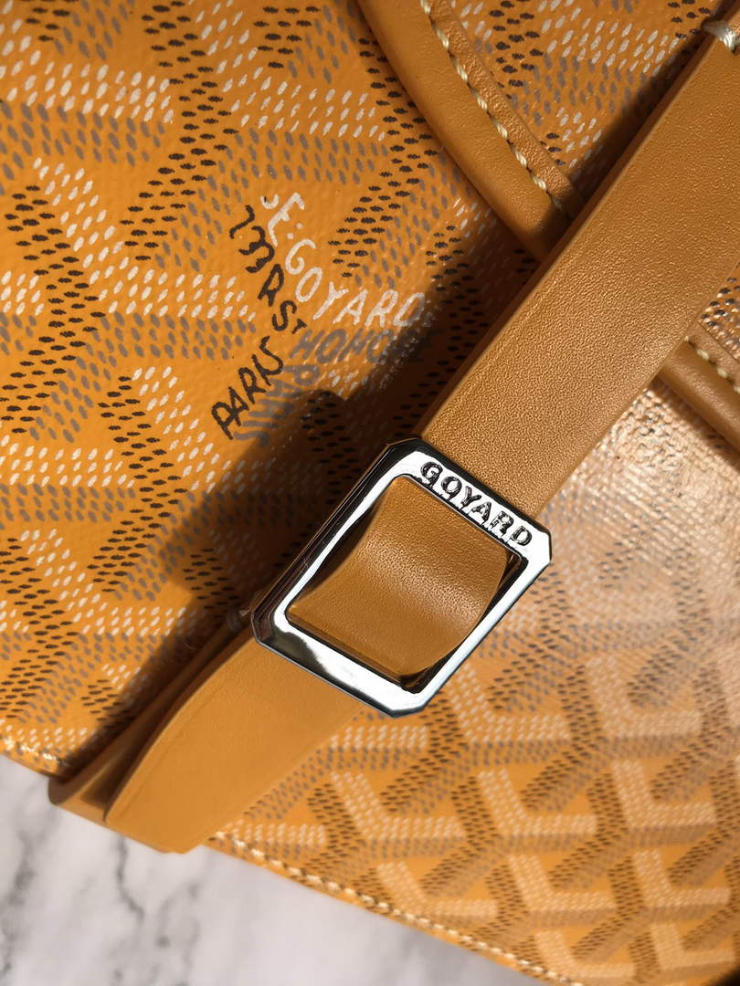 Goyard Belvedere MM Messenger Bag GY020097 Yellow