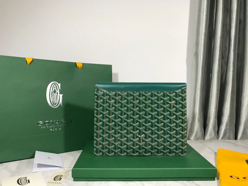 Goyard Camondo MM Horizontal Clutch GY020209 Green