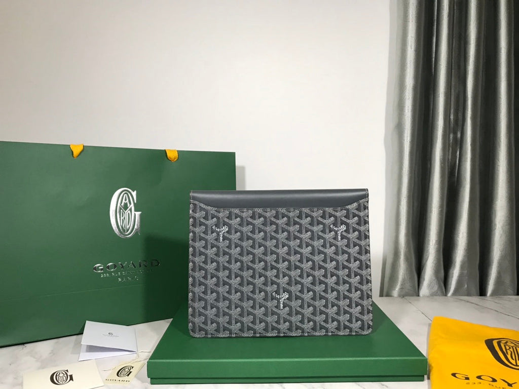 Goyard Camondo MM Horizontal Clutch GY020209 Gray