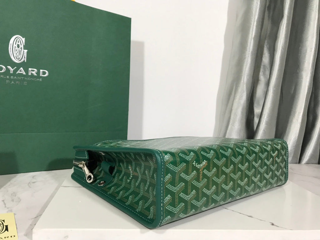 Goyard Jouvence GM Toilet Bag GY020208 Green