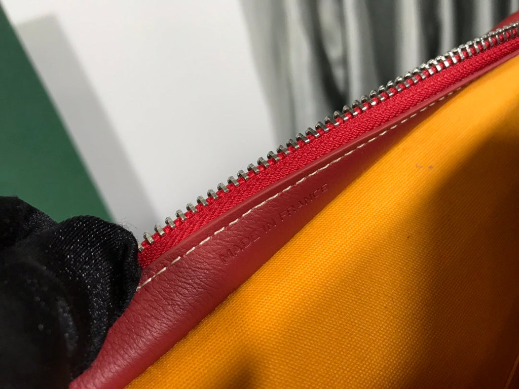 Goyard Jouvence GM Toilet Bag GY020208 Red