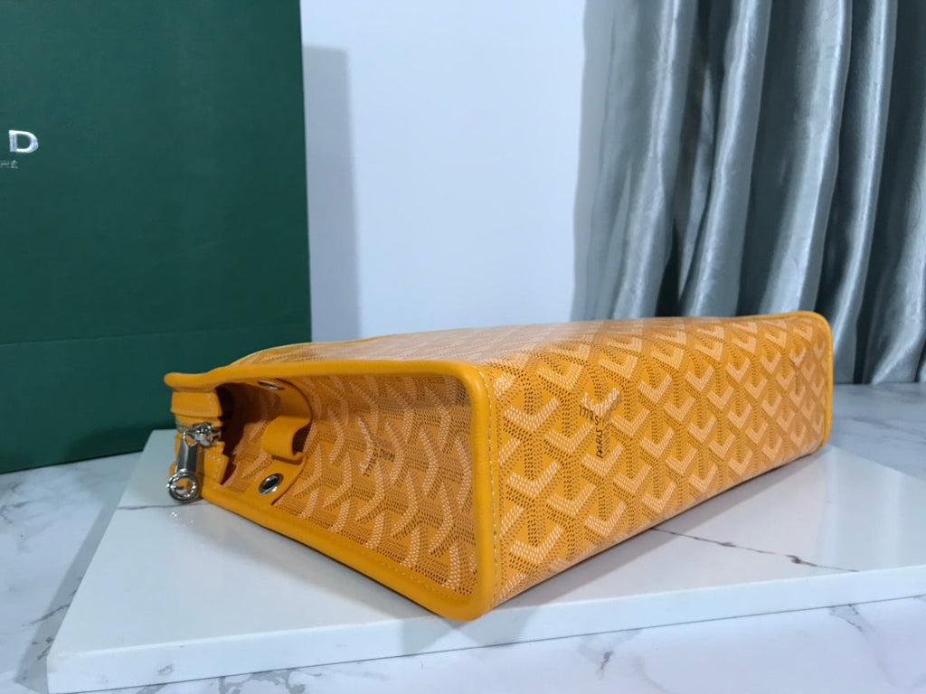 Goyard Jouvence GM Toilet Bag GY020208 Yellow