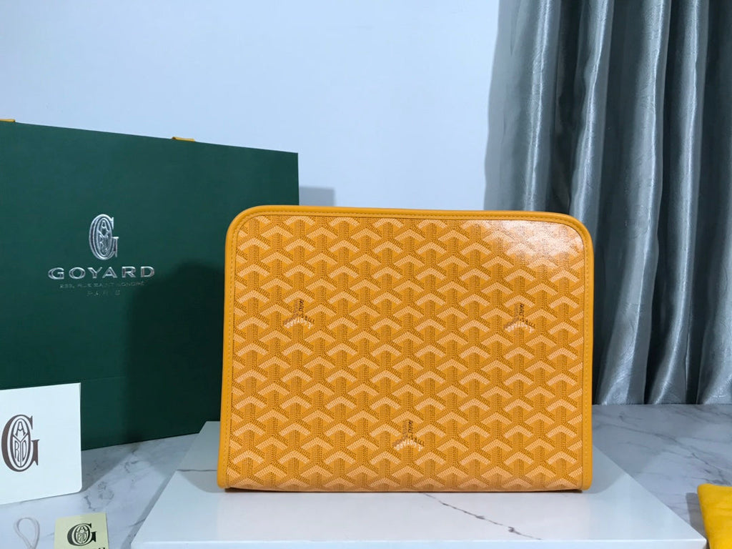 Goyard Jouvence GM Toilet Bag GY020208 Yellow