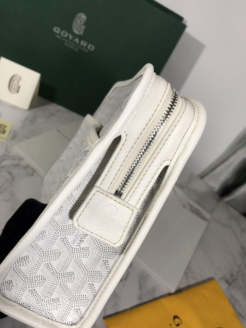 Goyard Jouvence MM Toilet Bag GY020207 White