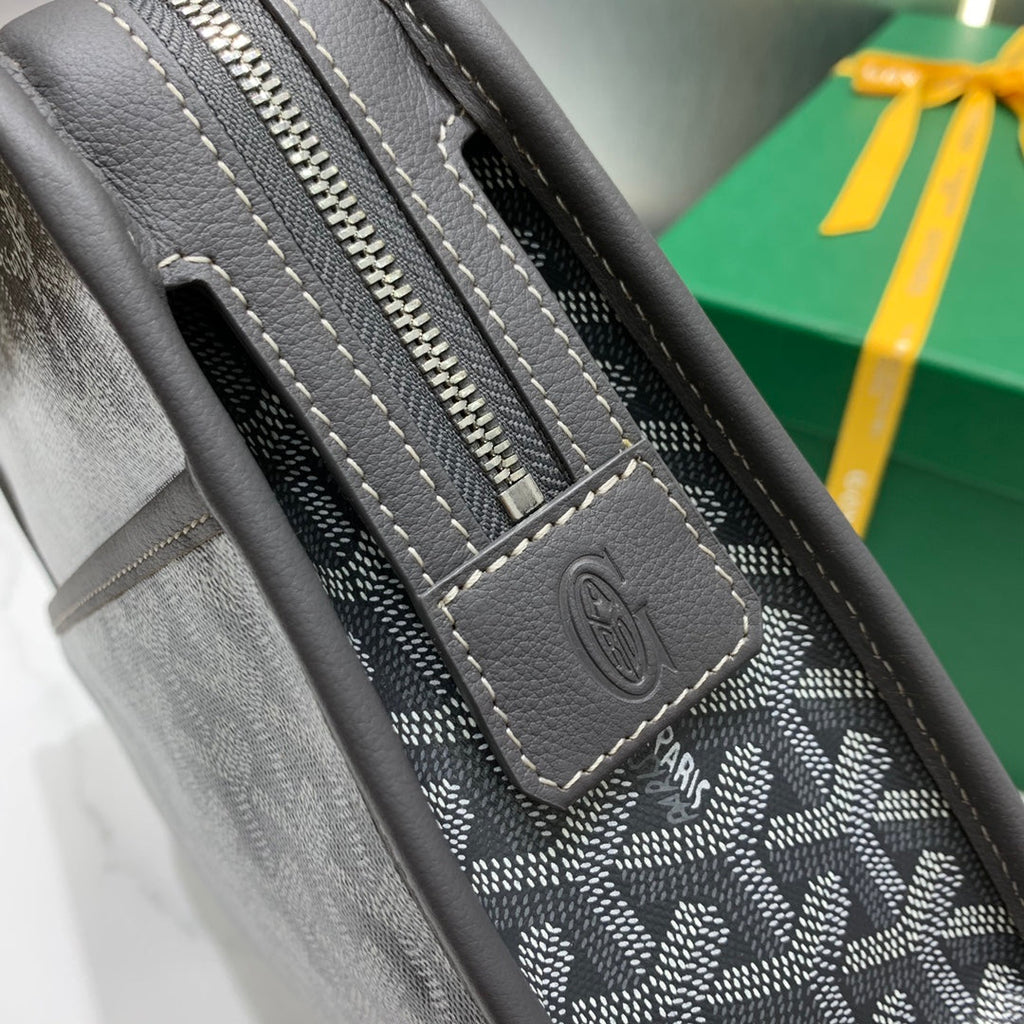 Goyard Jouvence MM Toilet Bag GY020207 Gray