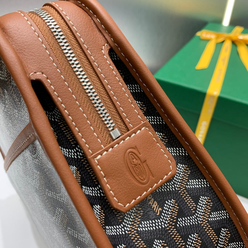 Goyard Jouvence MM Toilet Bag GY020207 Tan