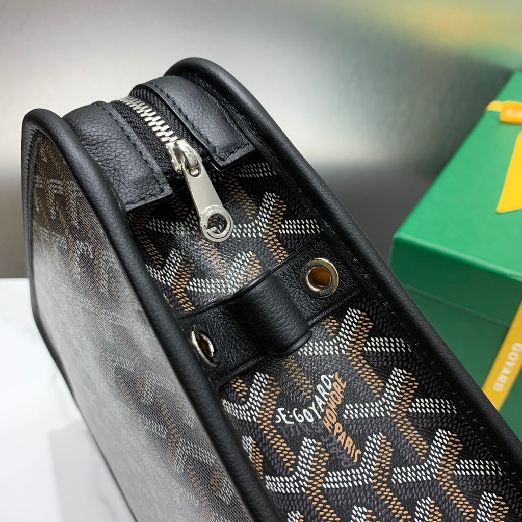 Goyard Jouvence MM Toilet Bag GY020207 Black