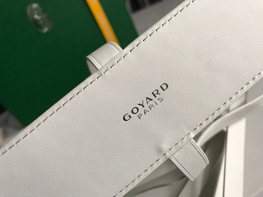 Goyard Minaudière Trunk Bag GY020290 White