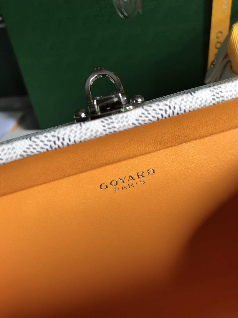Goyard Minaudière Trunk Bag GY020290 White