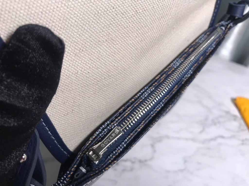 Goyard Plumet Pocket Wallet GY020188 Navy Blue