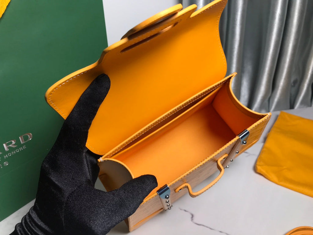 Goyard Saïgon Souple Mini Bag GY020192 Yellow