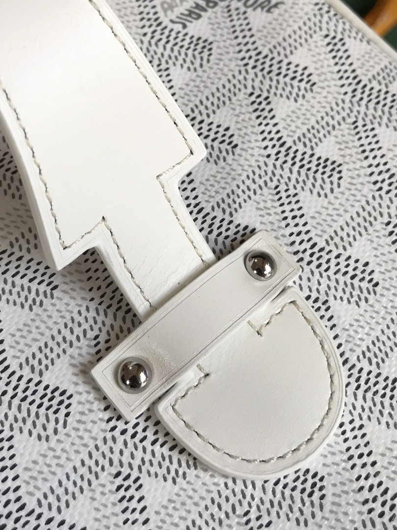 Goyard Vanity Case GY020185 Goyardine Canvas White