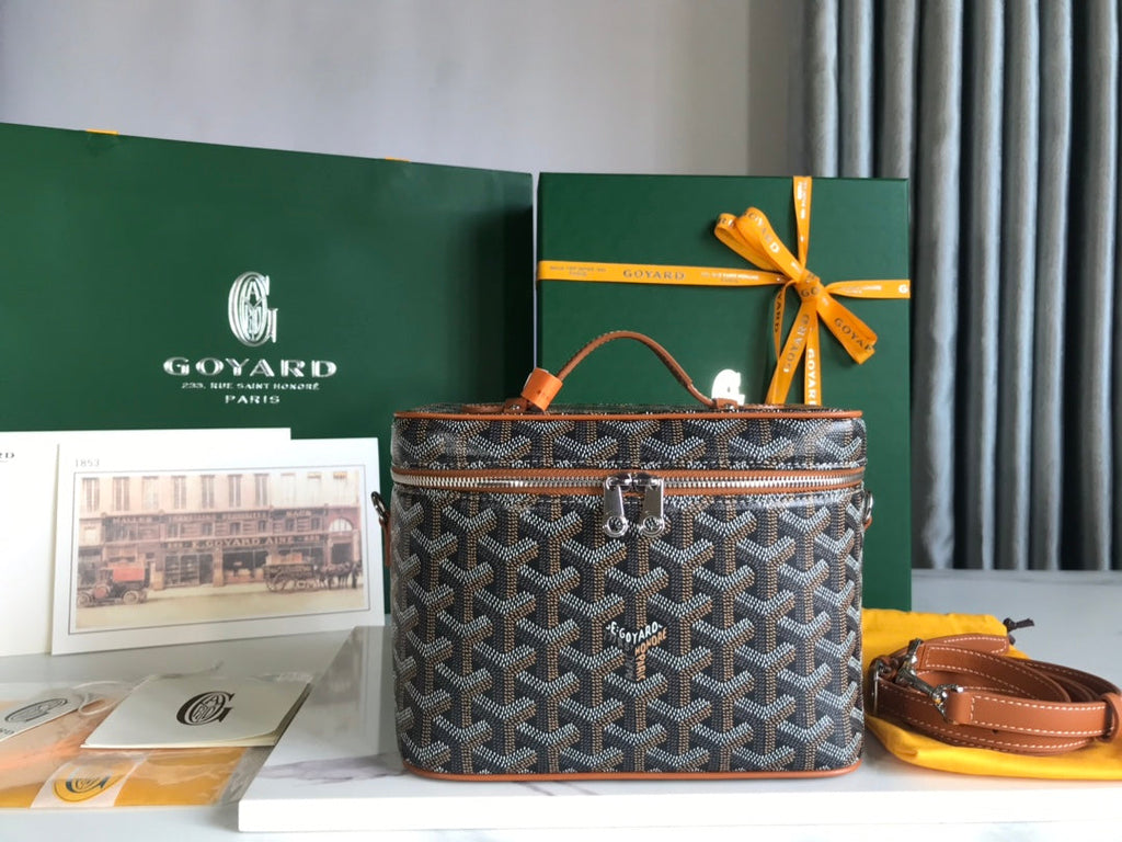 Goyard Vanity Case GY020185 Goyardine Canvas Tan