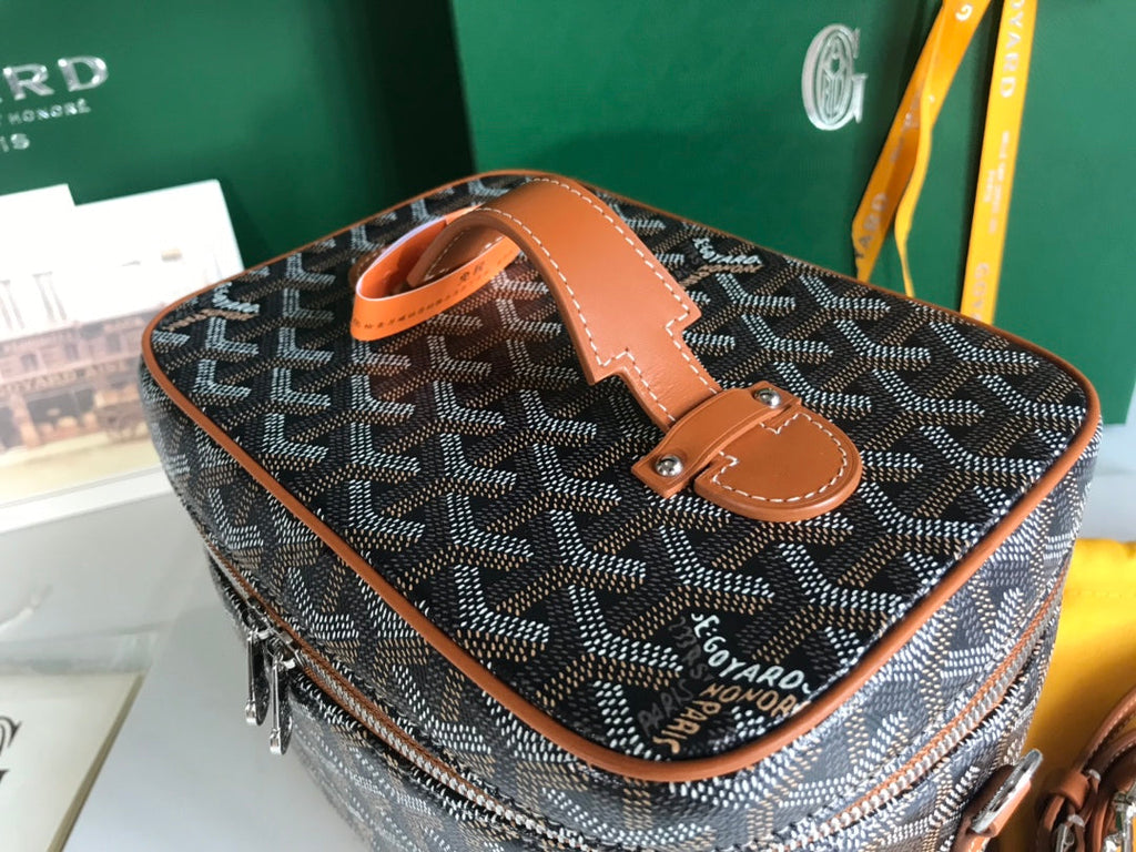 Goyard Vanity Case GY020185 Goyardine Canvas Tan