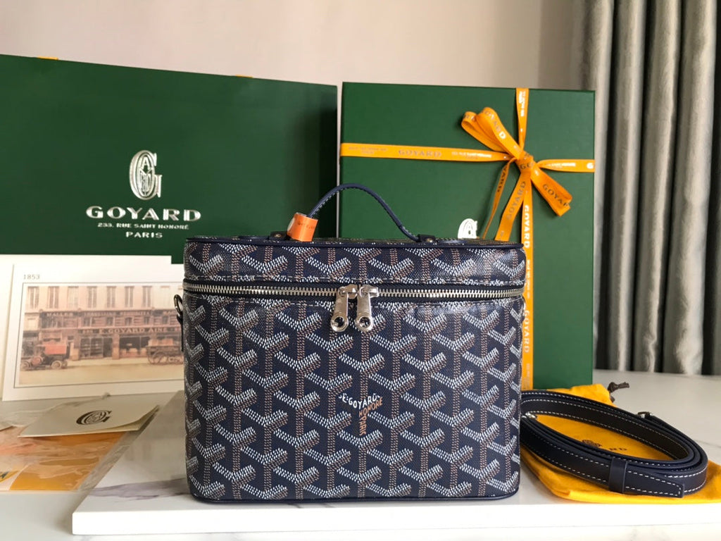 Goyard Vanity Case GY020185 Goyardine Canvas Navy Blue