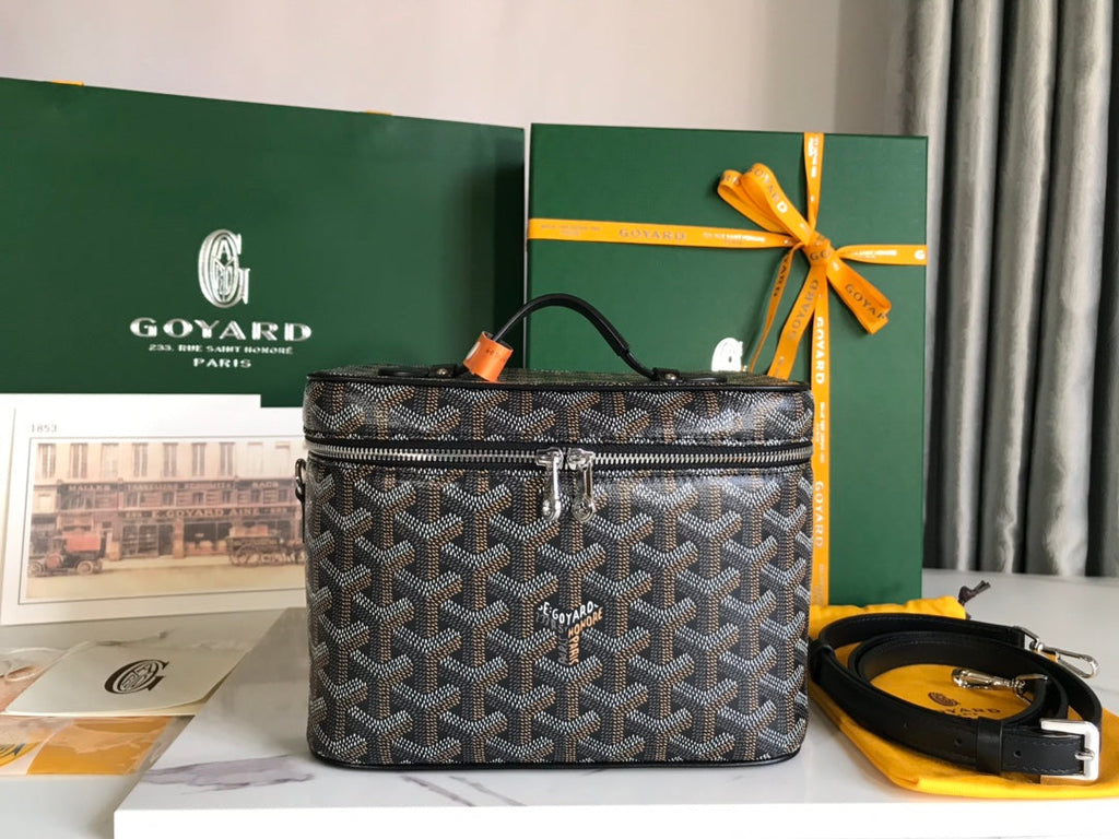 Goyard Vanity Case GY020185 Goyardine Canvas Black