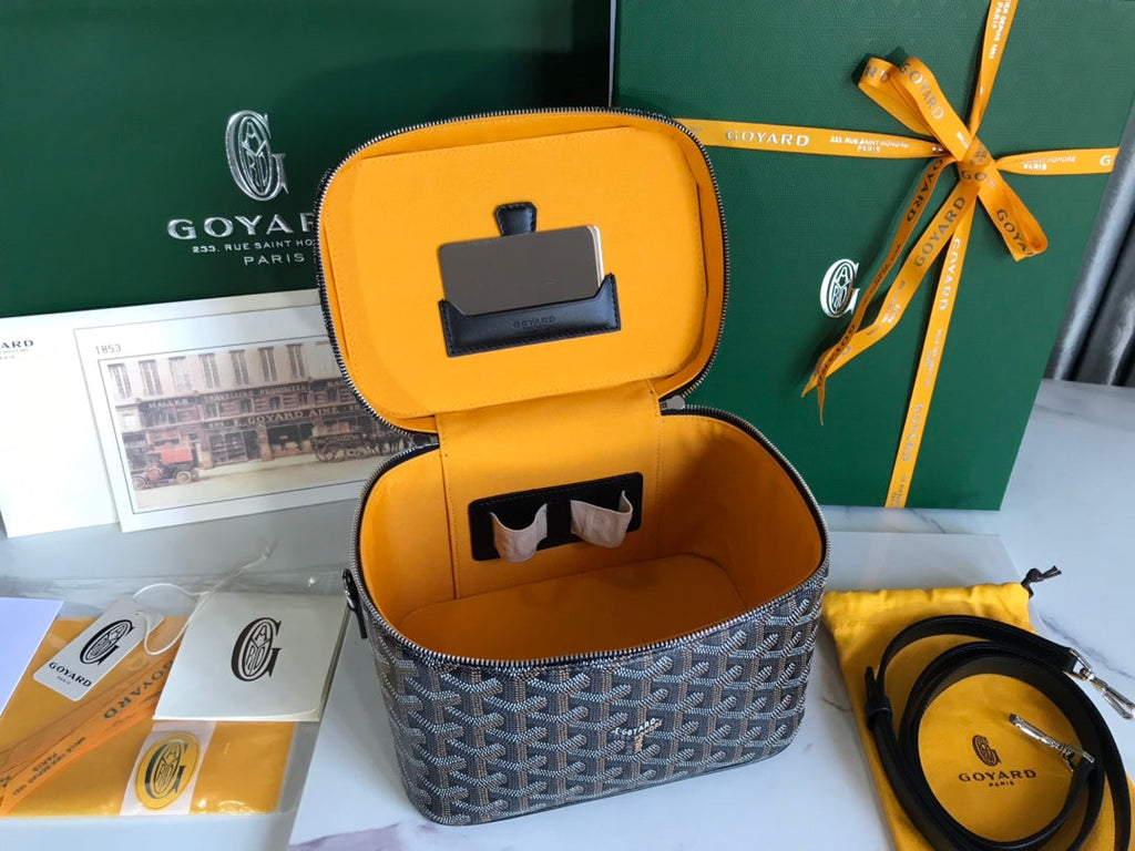 Goyard Vanity Case GY020185 Goyardine Canvas Black