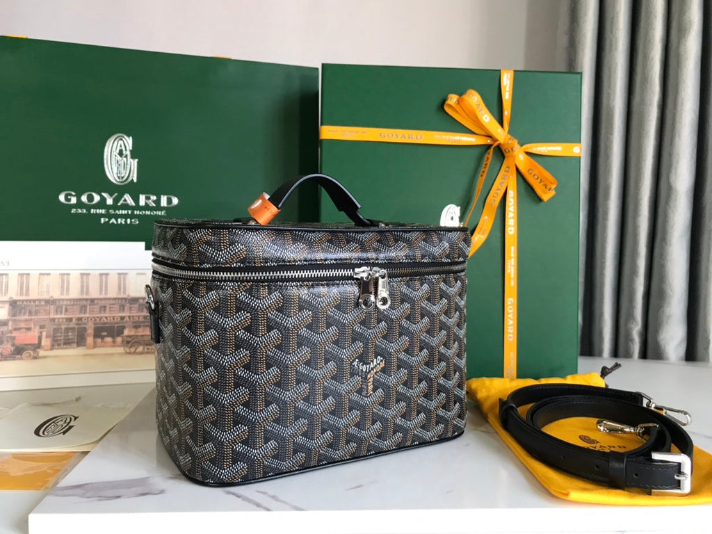 Goyard Vanity Case GY020185 Goyardine Canvas Black