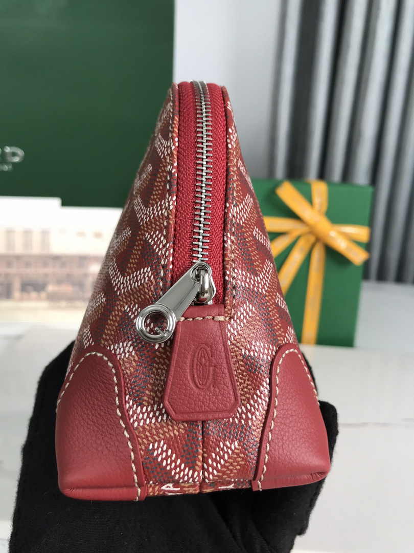 Goyard Vendôme Cosmetic Pouch Goyardine Canvas Red