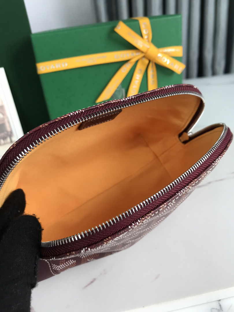 Goyard Vendôme Cosmetic Pouch Goyardine Canvas Wine Red