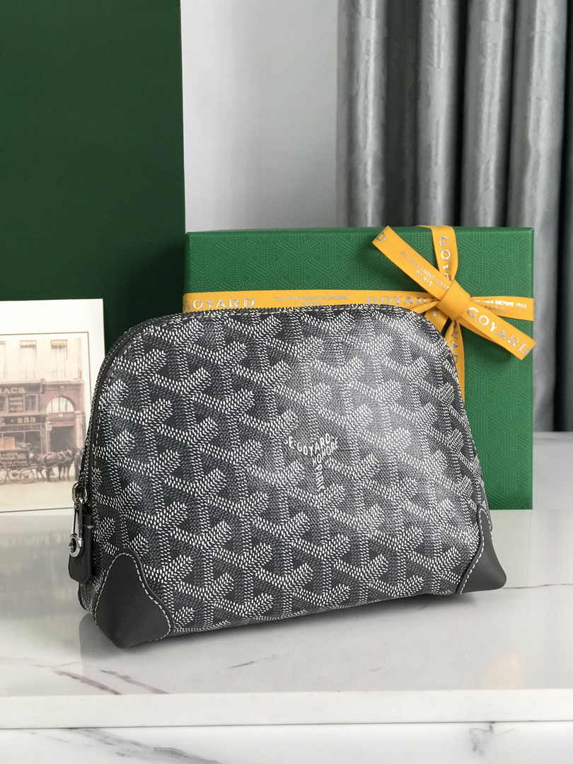 Goyard Vendôme Cosmetic Pouch Goyardine Canvas Gray