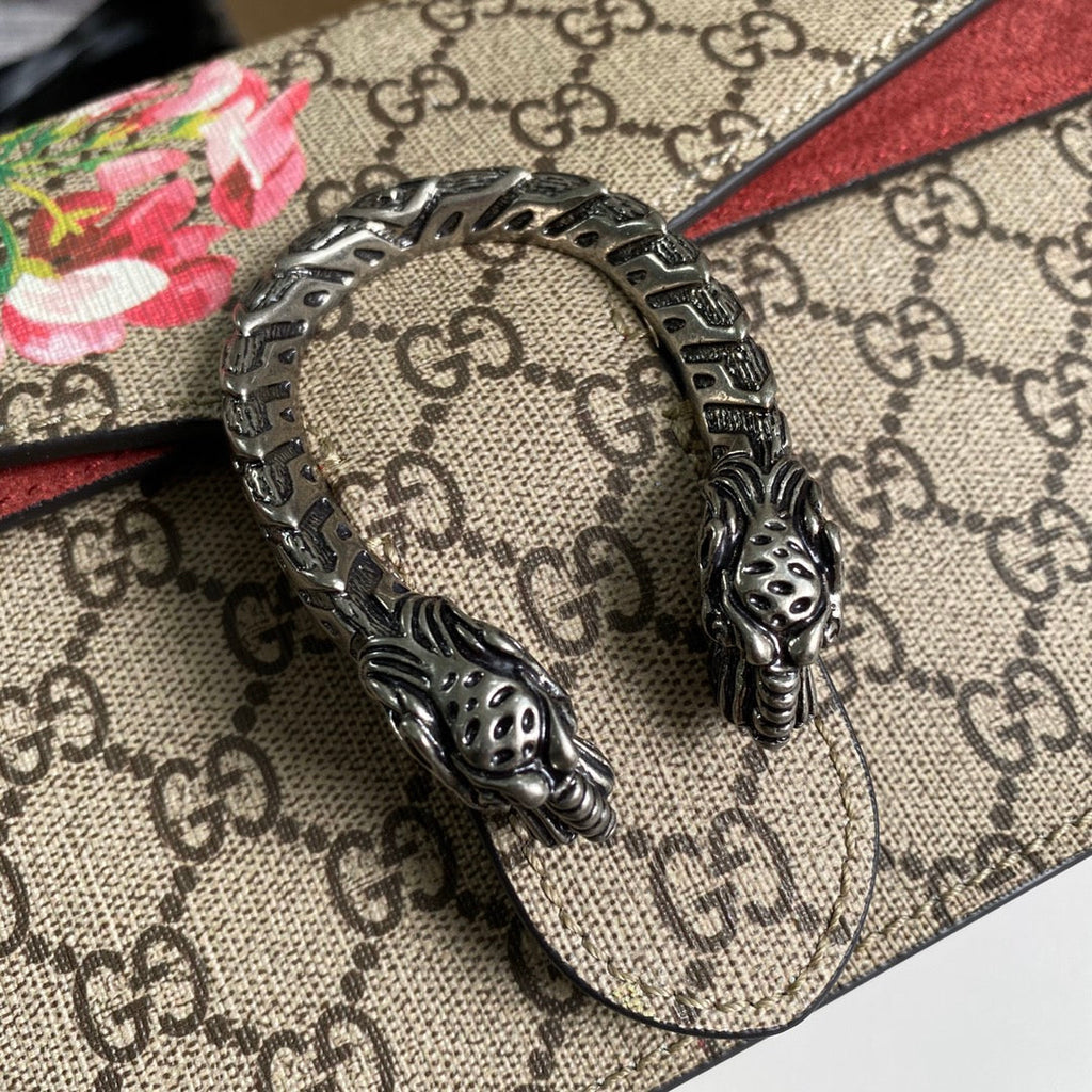 Gucci 400249 Dionysus small GG shoulder bag flower red