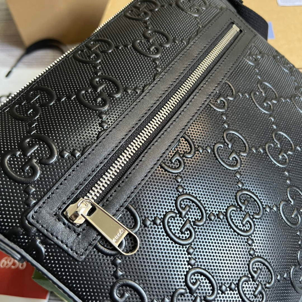 Gucci ‎406410 GG embossed messenger bag black