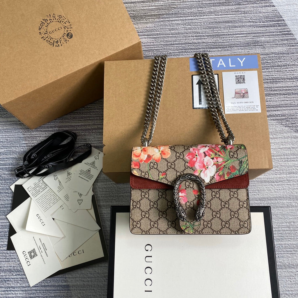 Gucci ‎‎421970 Dionysus GG Supreme mini bag flower wine red